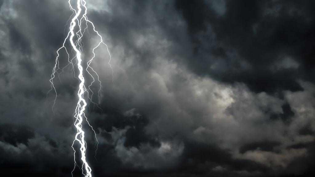 3 children hospitalised in Puerto Rico after lightning strikes beach